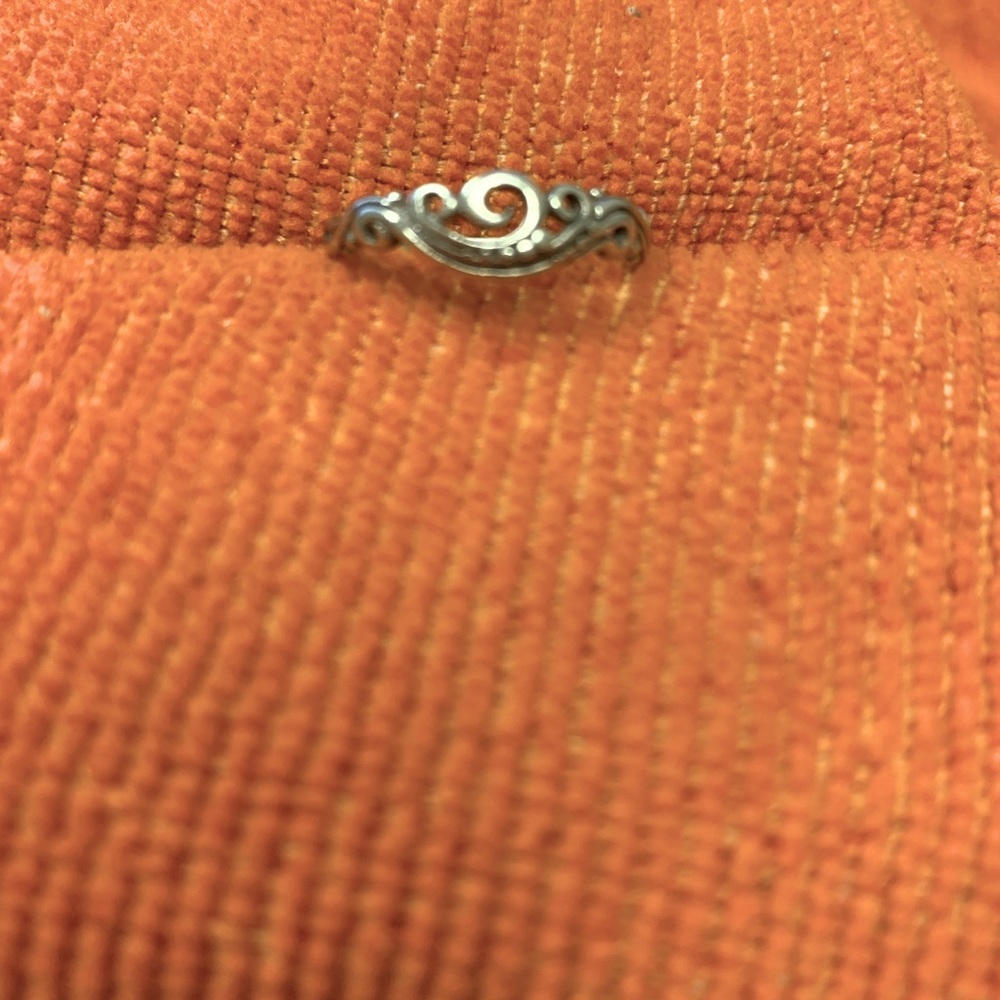 Wave/Scroll ring
